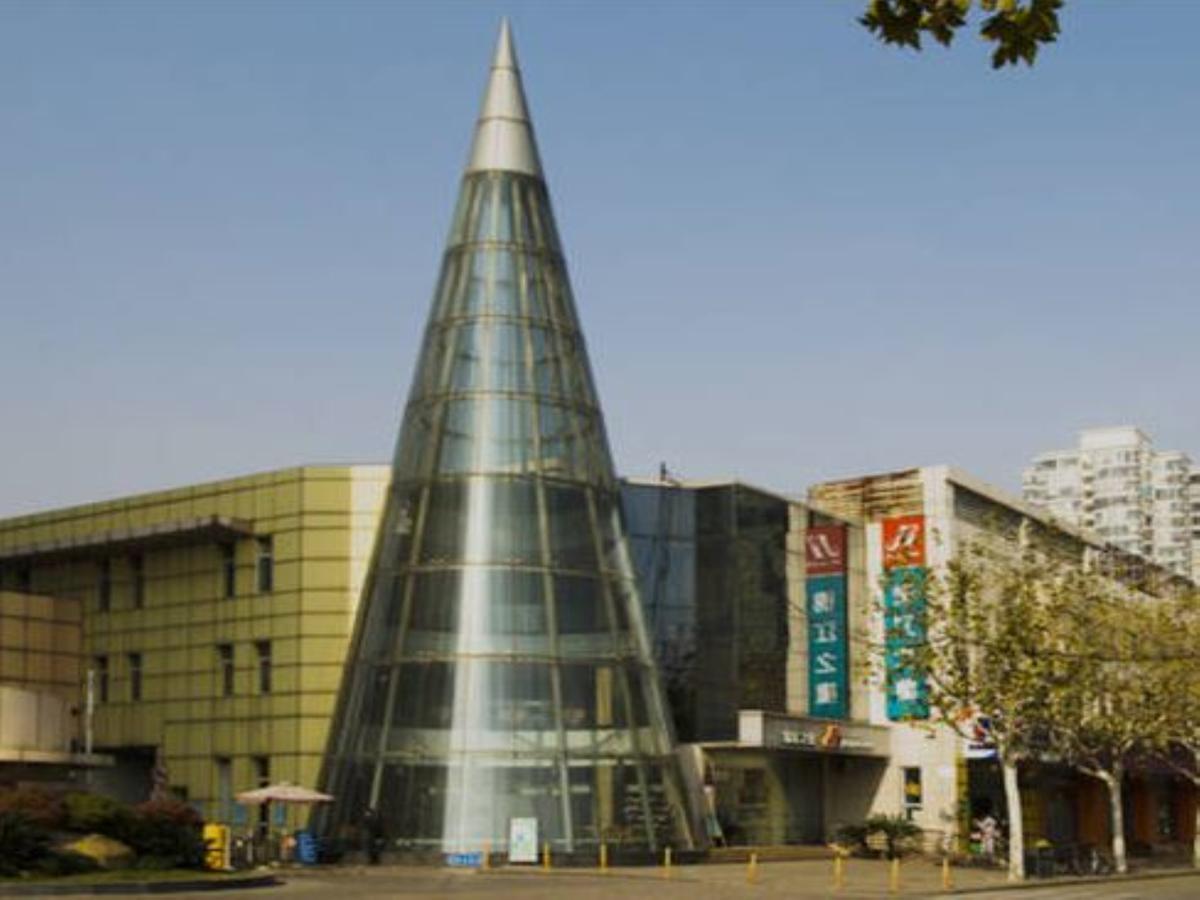 Jingjiang Inn Shanghai Caobao Railway Station Exterior photo
